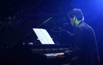 Sami Yusuf essaiera son nouveau piano sur la scène du Bataclan