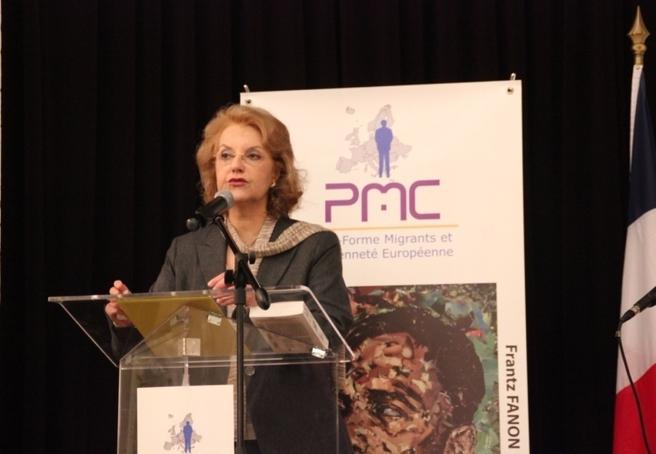 Anissa Boumediene parle de son attachement à l'œuvre de Frantz Fanon.