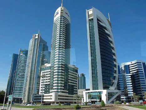 Le Qatar investit les banlieues françaises grâce à un fonds de 50 millions d'euros.