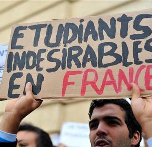Etudiants étrangers : la circulaire modifiée ne convainc pas