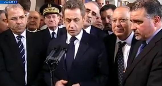 Nicolas Sarkozy, entouré du président du CFCM Mohammed Moussaoui (à g.) et du recteur de la Grande Mosquée de Paris Dalil Boubakeur (à dr.).