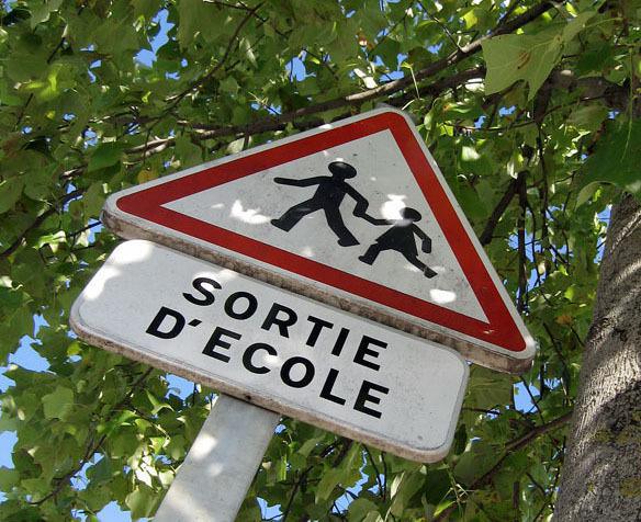 Rentrée 2012 : le CCIF diffuse ses conseils aux mamans voilées