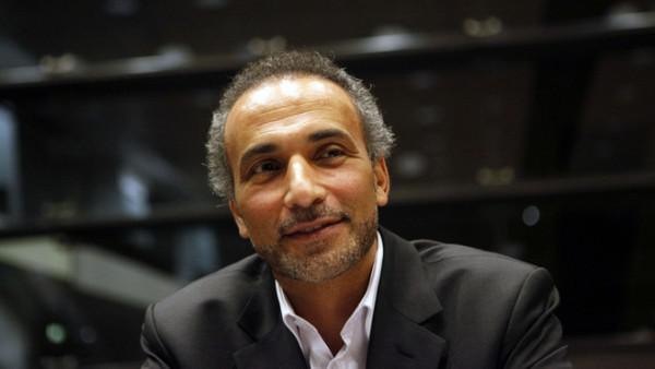 L'Université de Rotterdam, aux Pays-Bas, a été condamnée pour le licenciement abusif de Tariq Ramadan en août 2009.