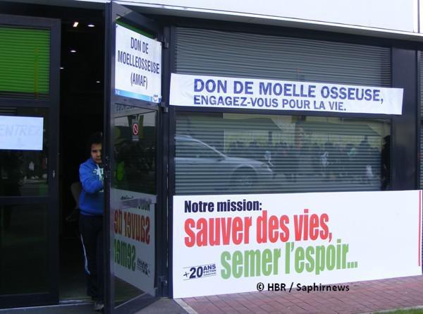 L'espace de don de moelle osseuse de l'Association Médicale Avicenne de France (AMAF) lors de la 30e Rencontre Annuelle des Musulmans de France (RAMF).