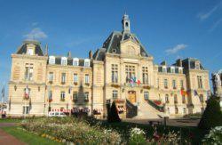 Mosquée d’Evreux : la mairie face à la justice, saisie par le FN et l’AME