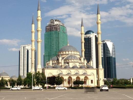Mosquée au centre de Grozny. (Photo : © 2013 Régis Genté)