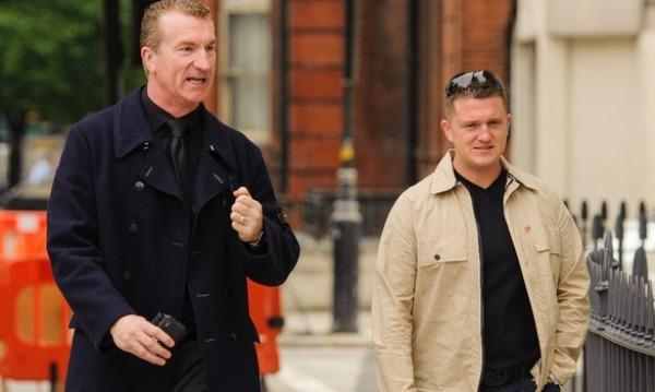 Tommy Robinson (à dr.) et Kevin Caroll, désormais ex-leaders de l'English Defence League (EDL).