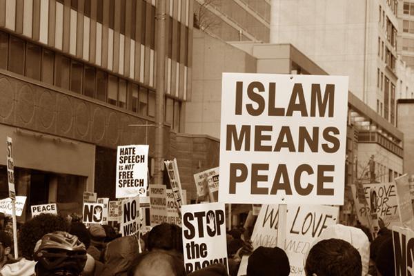 Quelle attitude adopter face à l’islamophobie régnante ?