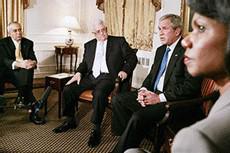 Mahmoud Abbas et George Bush (au centre)