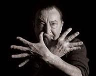 Maurice bejart a été élu membre libre de l'Académie des Beaux-Arts française en 1994.