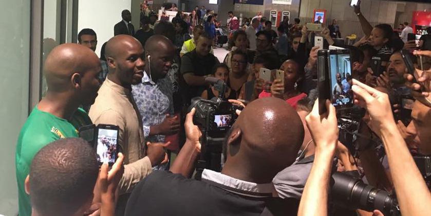 L'arrivée de Moussa Tchantchuing à l'aéroport de Roissy. Source : Facebook FreeMoussa.