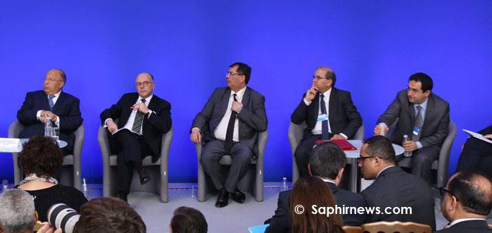 Faire le point sur la formation civile et civique des imams et aumôniers et sur la création de départements universitaires en islamologie. Répertorier les besoins de financement du culte et trouver précisément les ressources nécessaires sans que cela reste au stade de vœu pieu. Tels sont les deux axes de travail de la troisième instance de dialogue avec l’islam, qui avait été initiée par Bernard Cazeneuve, aujourd’hui Premier ministre, et qui aura lieu le 12 décembre.
