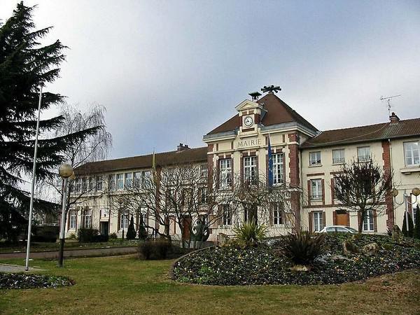 Mantes-la-Ville : des responsables musulmans à l'origine d'un fichage à but politique