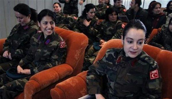 Turquie : le port du voile autorisé dans l’armée