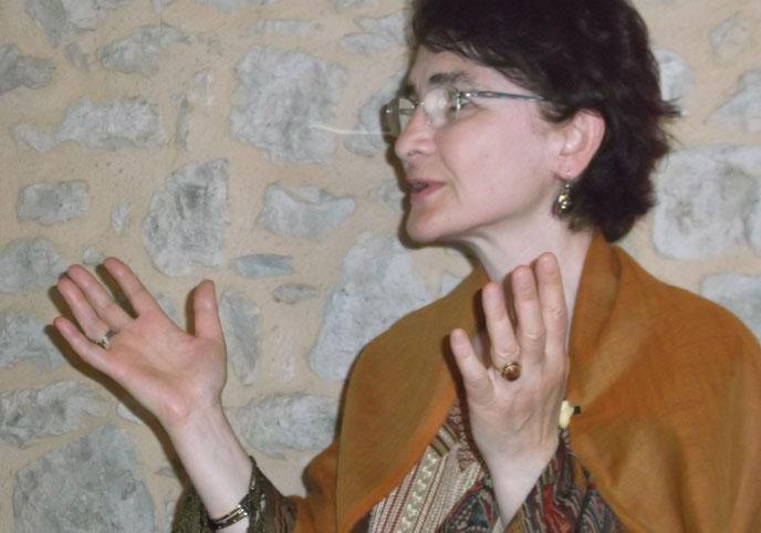 La cheikha Hayat Nur Artiran est, depuis 2005, guide spirituelle de la confrérie soufie Mevlevi. (Photo © Clara Murner)