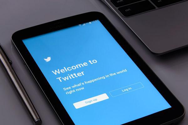 Institutions, médias et personnalités victimes d'un piratage massif pro-Erdogan sur Twitter