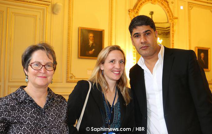 La mission sur la formation des cadres religieux et l'islamologie en France a été menée par l'historienne Catherine Mayeur-Jaouen (à gauche), la juriste spécialiste de la laïcité Mathilde Philip-Gay, et l’islamologue Rachid Benzine. Ici, en décembre 2016 lors de la 3e instance de dialogue avec l'islam au ministère de l'Intérieur.