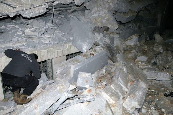 Une mosquée du village d'Al-Jineh de la province d'Alep a été détruite, jeudi 16 mars au soir, par une frappe américaine, faisant au moins 46 morts. © Syria Charity