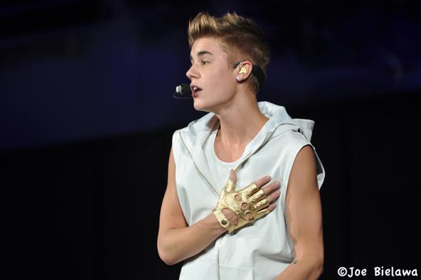 Justin Bieber dément avoir arrêté sa tournée pour dédier sa vie à Jésus