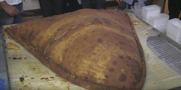Le record du plus grand samossa au monde battu par une ONG musulmane