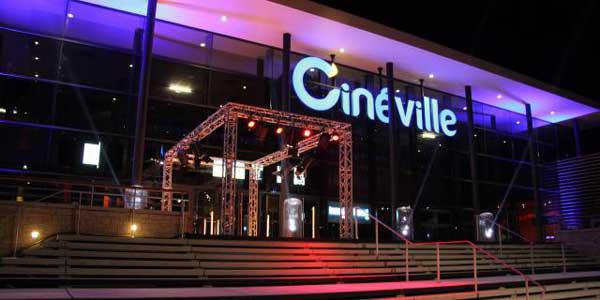 Quimper : ils prient au cinéma, la police intervient avec des fusils d’assaut