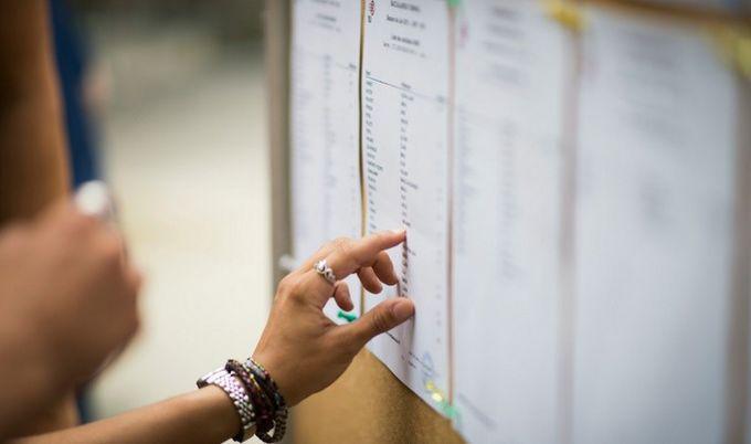 Rentrée : le calvaire des étudiants sans affectation post-bac, quelles solutions ?