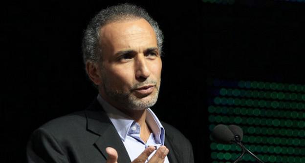 Après sa mise en examen pour viols, Tariq Ramadan maintenu en détention provisoire