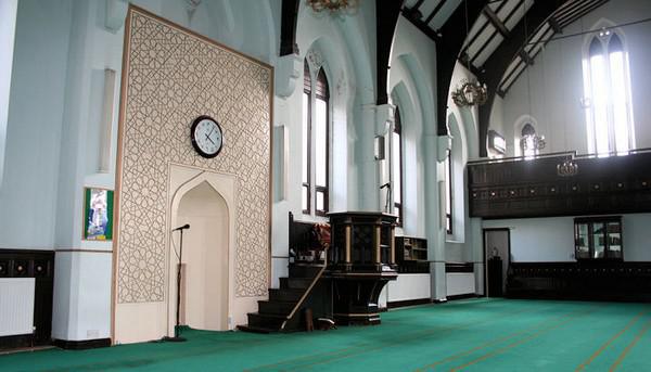 Un imam dans la tourmente après un prêche sur le jihad six mois avant l'attentat de Manchester