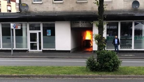 Allemagne : un homme condamné à plus de trois ans de prison pour l'incendie d'une mosquée