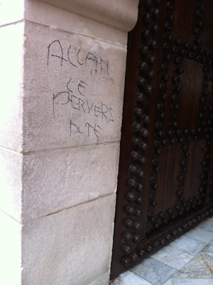 Islamophobie : tags injurieux à la Grande Mosquée de Paris