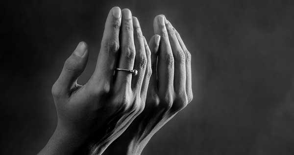 Naufrage dans la Manche : une prière mortuaire célébrée pour des Afghans à la mosquée de Lille