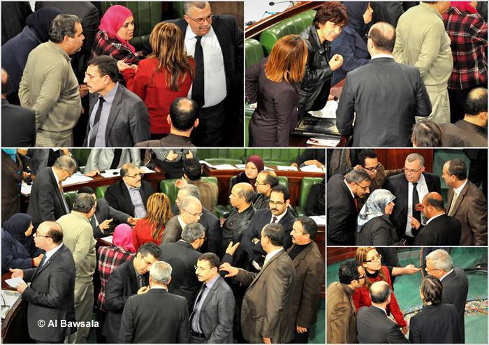 Les élus doivent rendre des comptes, selon les militants d'Al Bawsala, une ONG tunisienne qui a pour objectif d'informer l'opinion publique du fonctionnement de l'Assemblée constituante (présence des députés, détail des votes, etc.).