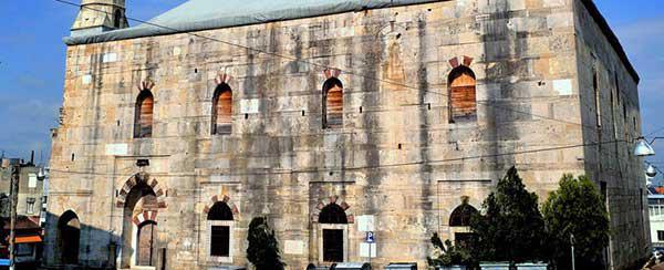 Grèce : une banderole anti-islam accrochée devant une mosquée de Thrace