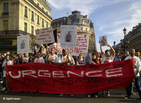 Une manifestation contre les bavures policières à Paris
