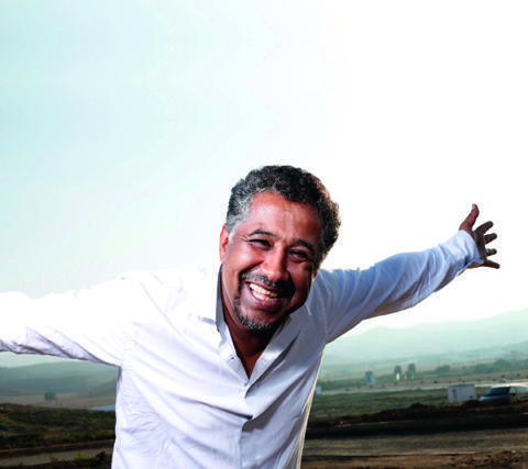 Cheb Khaled revient sur scène le 18 avril, à la Cigale, et le 19 avril, au Bataclan, à Paris. (Photo : © Fifou)