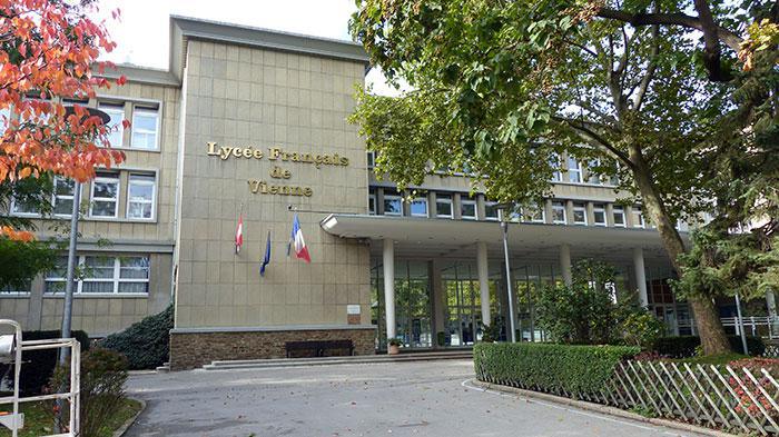 Pour la Grande Mosquée de Paris, « il n’existe pas de tenue religieuse définie et obligatoire en islam »
