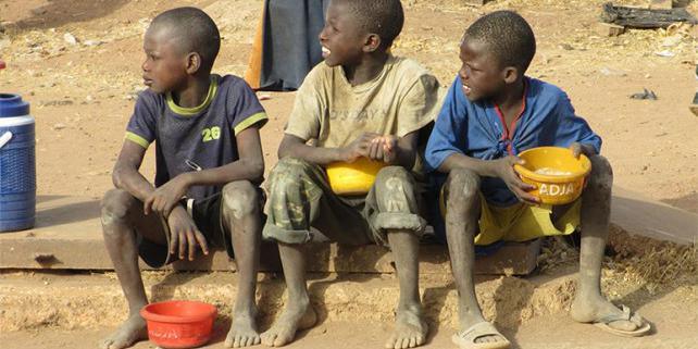 Sénégal : la maltraitance d'enfants dans les écoles coraniques dénoncée par Amnesty