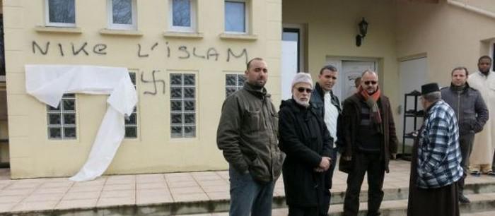 Islamophobie : 116 agressions signalées depuis l’attaque de Charlie Hebdo