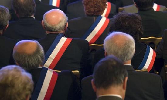 L’investiture d’une candidate FN retirée pour des propos islamophobes
