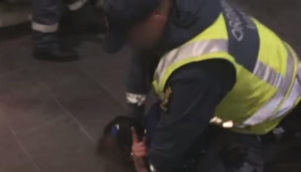 La shahada d’un enfant musulman brutalisé en Suède émeut (vidéo)