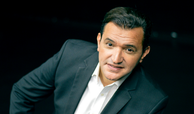 Farid Abdelkrim est l'auteur de « Pourquoi j'ai cessé d'être islamiste », paru en février 2015, dans lequel il raconte ses années passées à l'Union des organisations islamiques de France (UOIF).