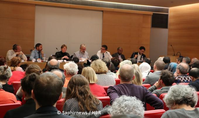 Une journée de débats autour du dialogue entre juifs et musulmans a été organisée au Sénat le 12 mars par Jean-Christophe Attias et Esther Benbassa.