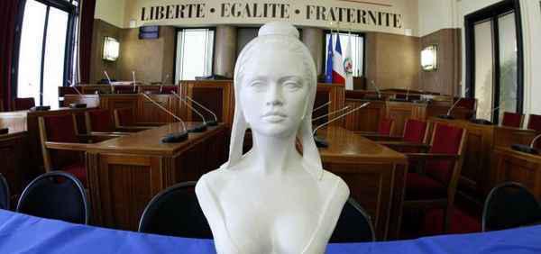 Conventionner l'islam : de l'obsession identitaire républicaine