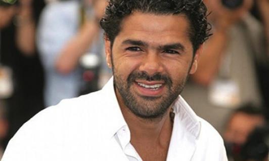 Au Maroc, le royalisme de Jamel Debbouze s'exprime (vidéo)