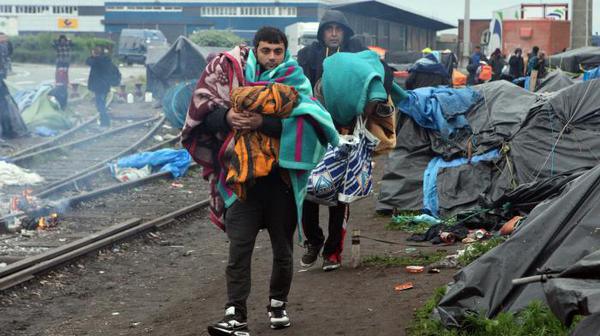 Calais : des ONG avec le Secours islamique sur le terrain de l'urgence
