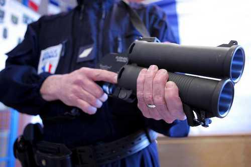 Argenteuil : un ado blessé par un tir de flashball, la bavure policière dénoncée