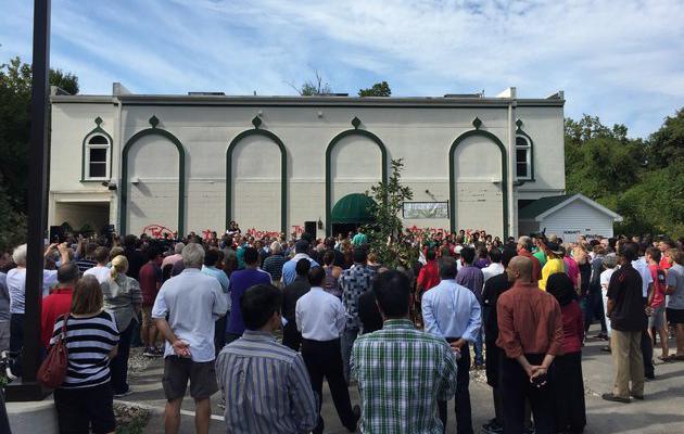 USA : un grand rassemblement contre des graffitis islamophobes