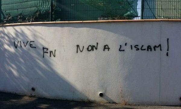 Des tags islamophobes découverts à Béziers jeudi 8 octobre.