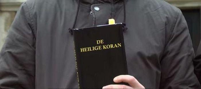 Choqués par des extraits de la Bible qu'ils prennent pour le Coran (vidéo)