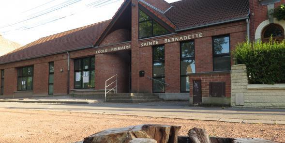 Roubaix : une manifestation contre le racisme dans une école catholique